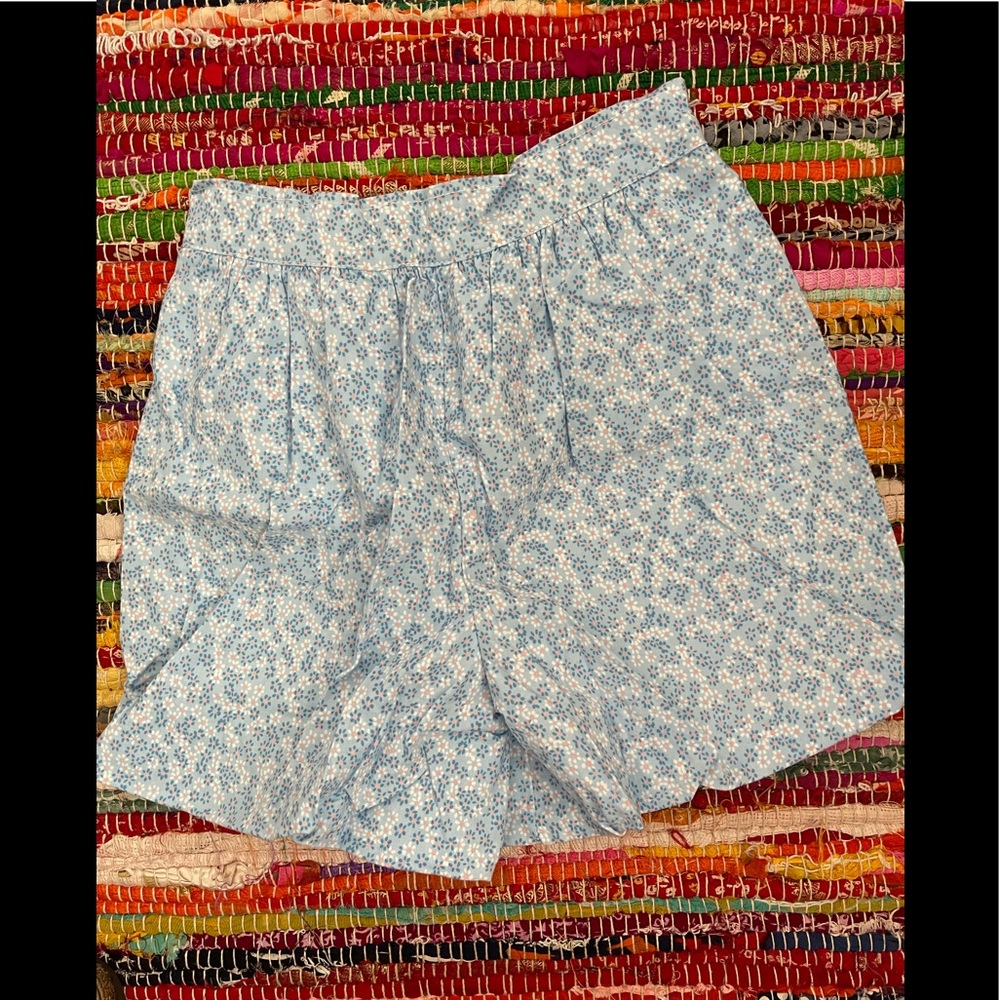 Floral print shorts